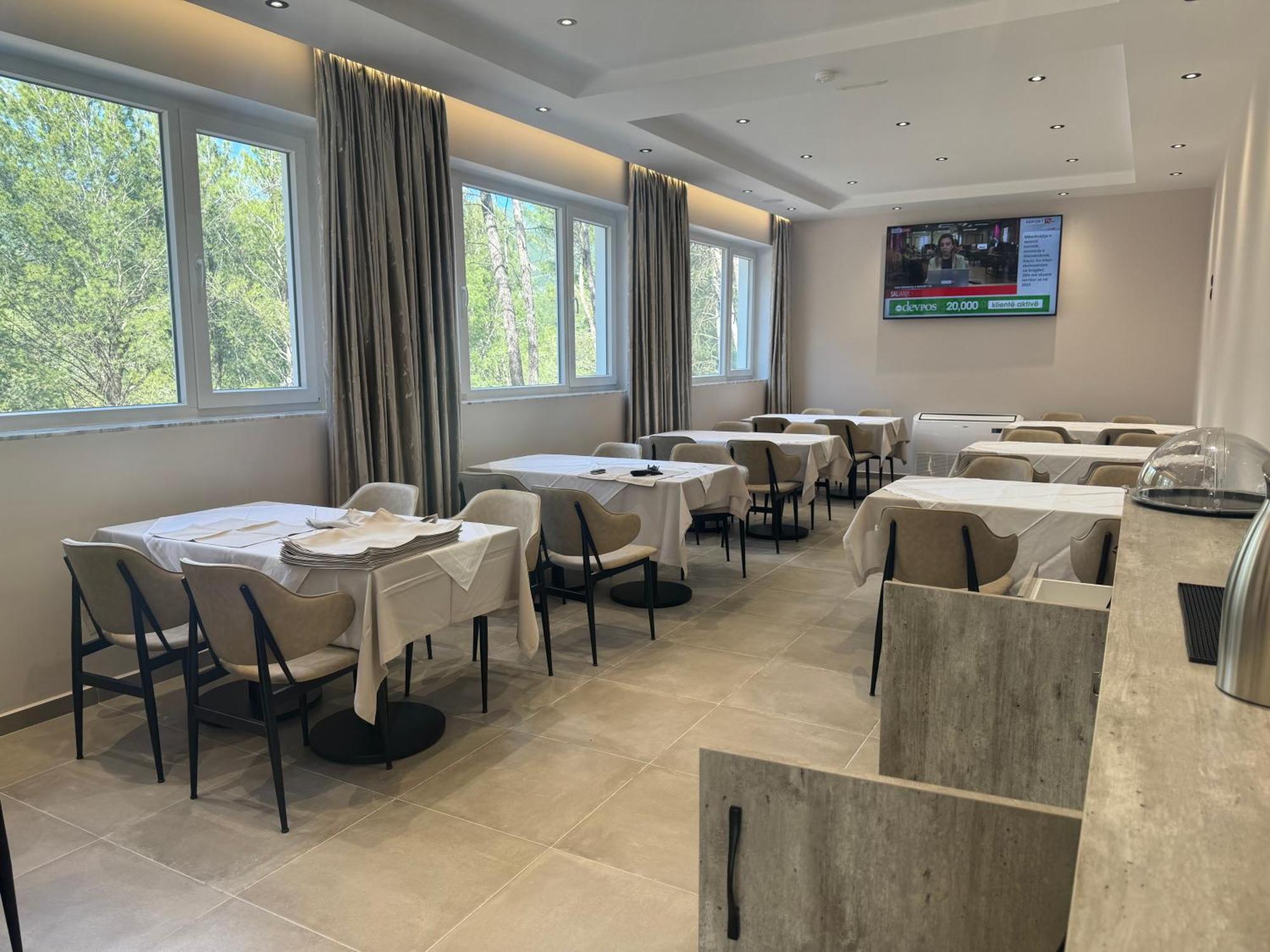 Hotel Kseal Пермети Экстерьер фото