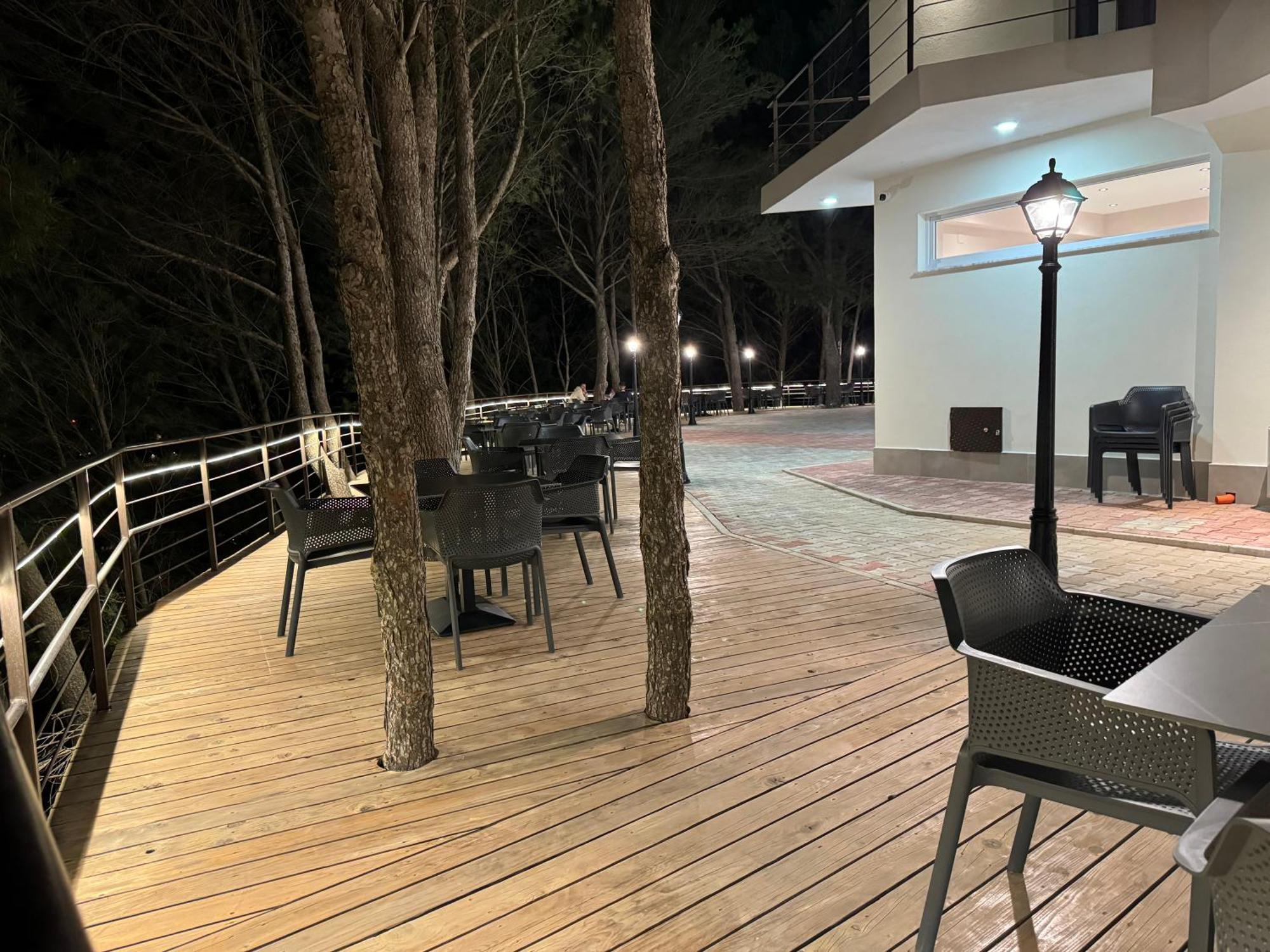 Hotel Kseal Пермети Экстерьер фото