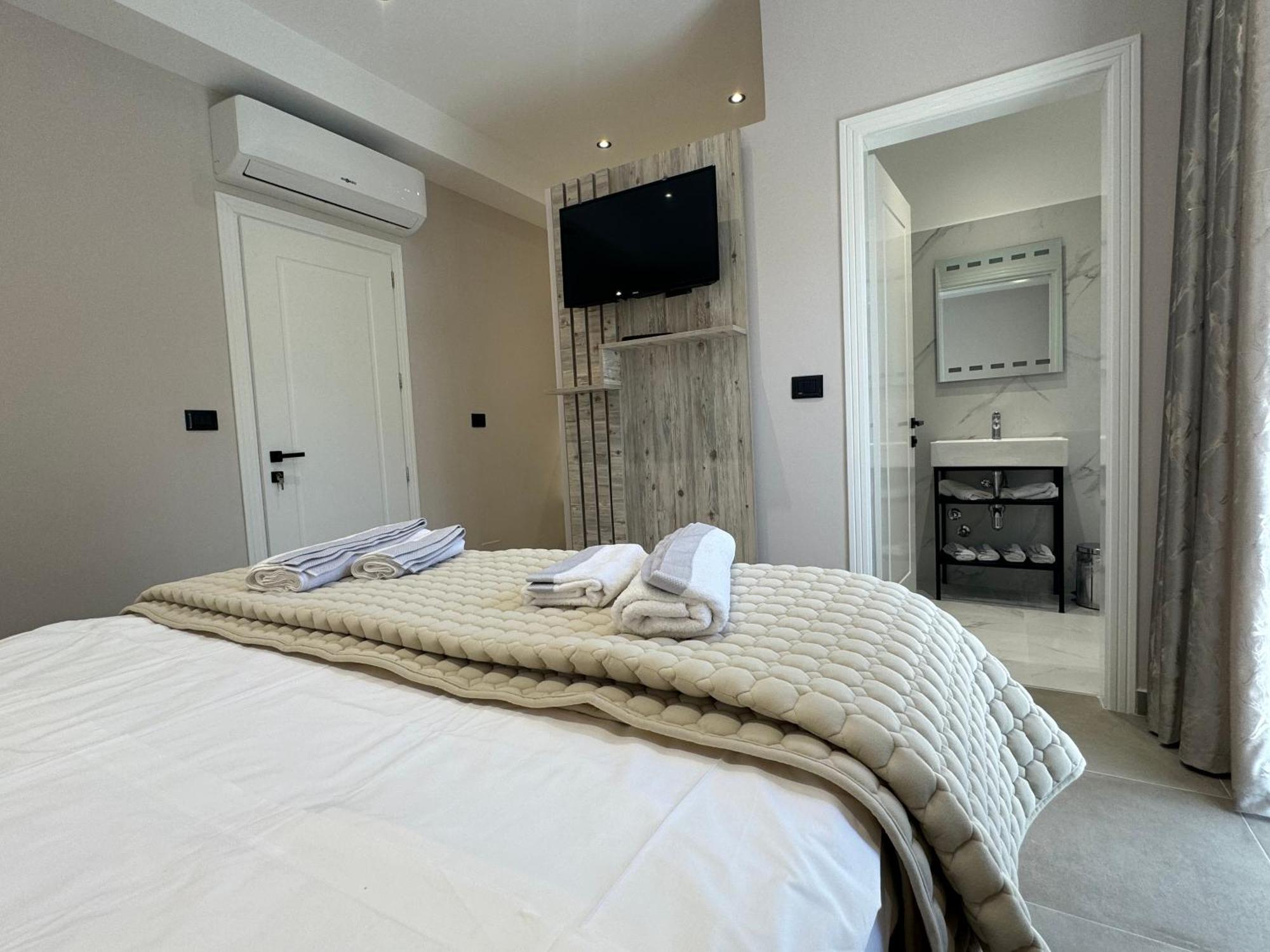 Hotel Kseal Пермети Экстерьер фото