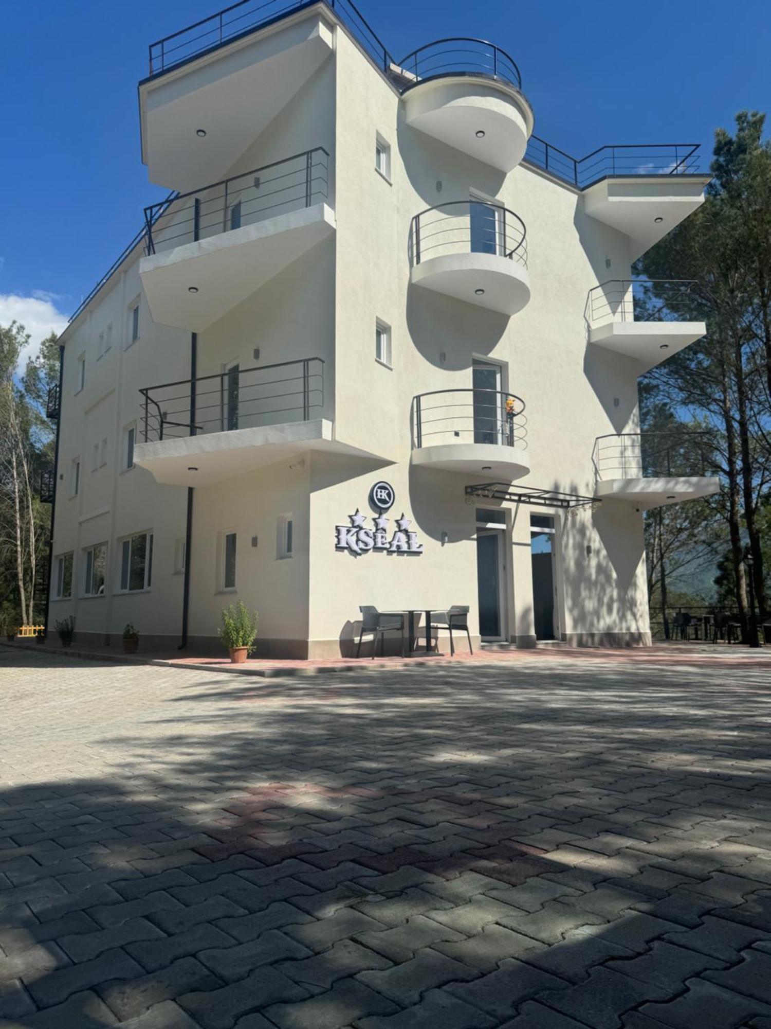 Hotel Kseal Пермети Экстерьер фото